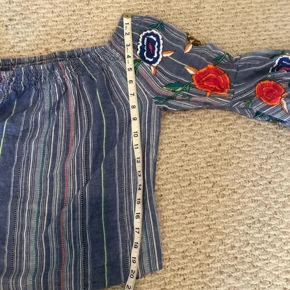 Flont embroidered strapless bell sleeve mod blue top M - Picture 10 of 15